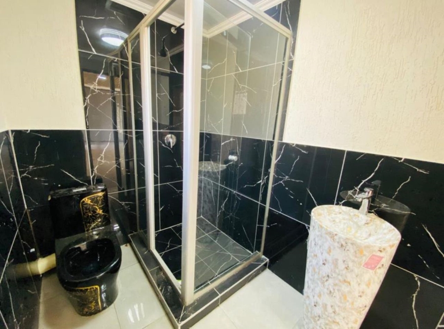 4 Bedroom Property for Sale in Lombardy East Gauteng