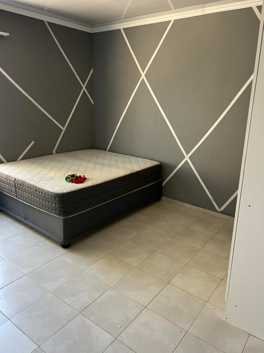 4 Bedroom Property for Sale in Lombardy East Gauteng