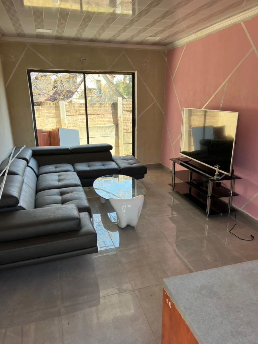4 Bedroom Property for Sale in Lombardy East Gauteng