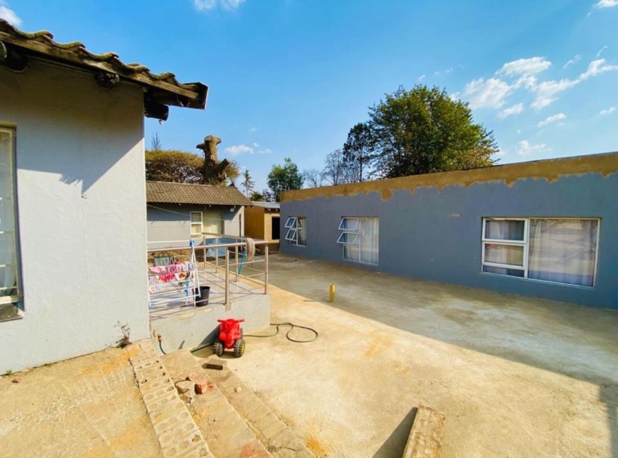 4 Bedroom Property for Sale in Lombardy East Gauteng