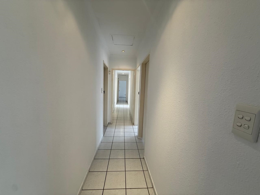 To Let 4 Bedroom Property for Rent in Ravenswood Gauteng