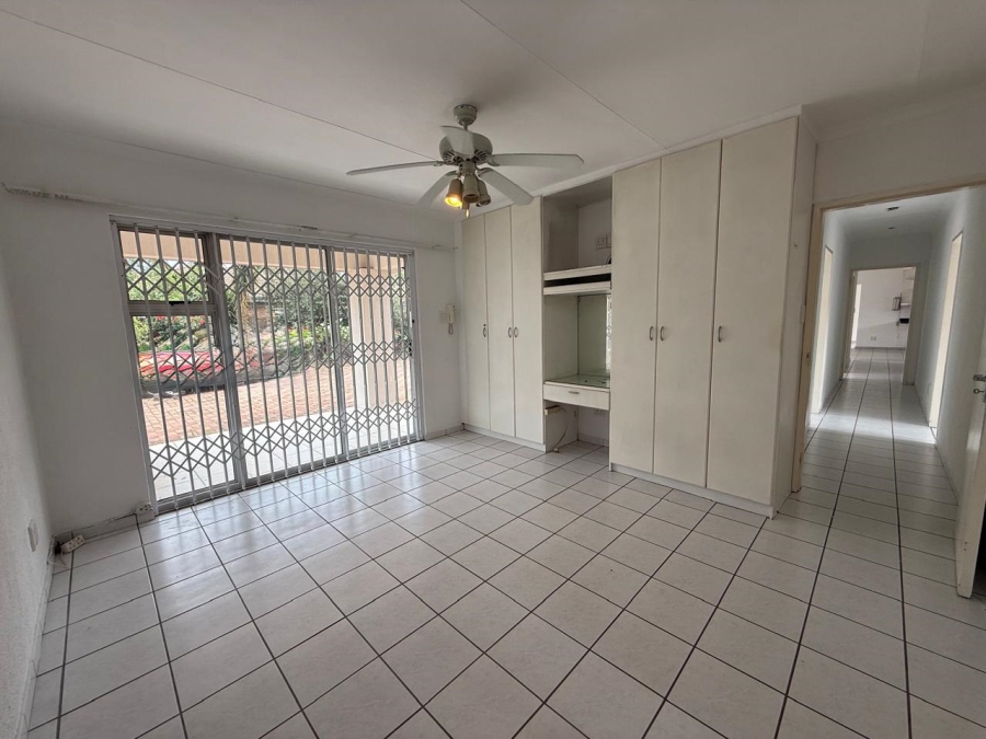 To Let 4 Bedroom Property for Rent in Ravenswood Gauteng