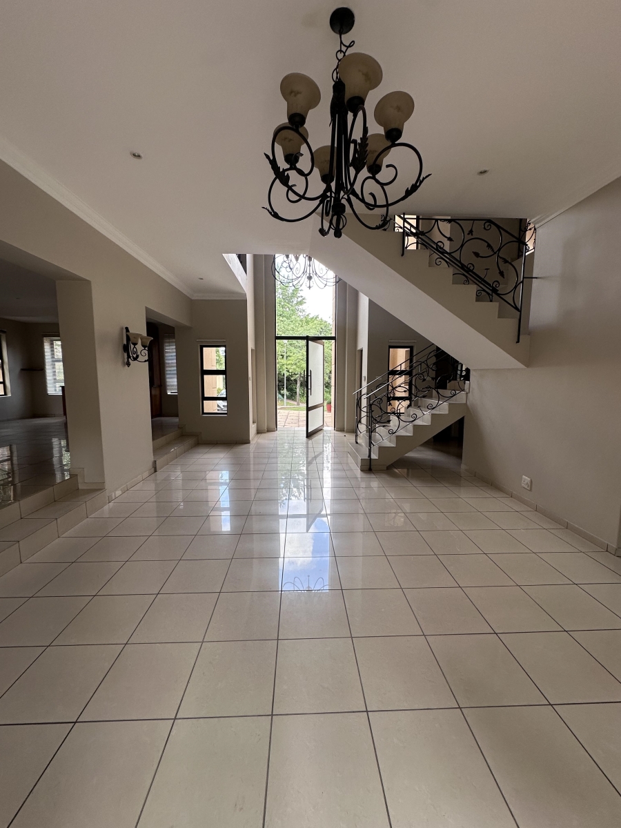 5 Bedroom Property for Sale in Kyalami Gauteng
