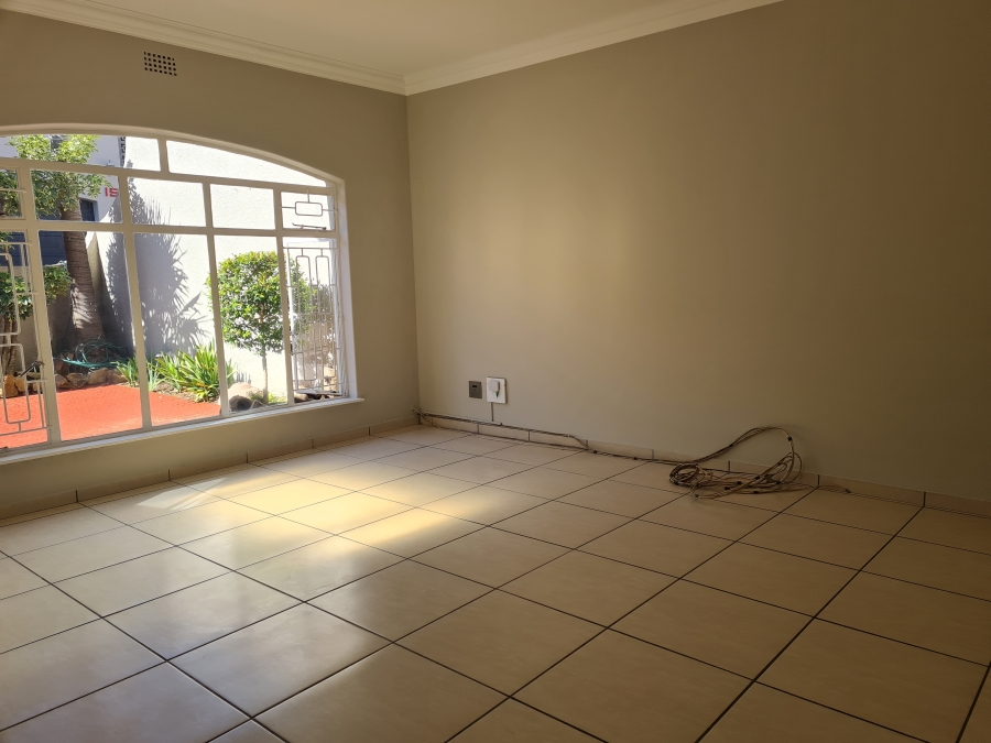 To Let 3 Bedroom Property for Rent in Eden Glen Gauteng