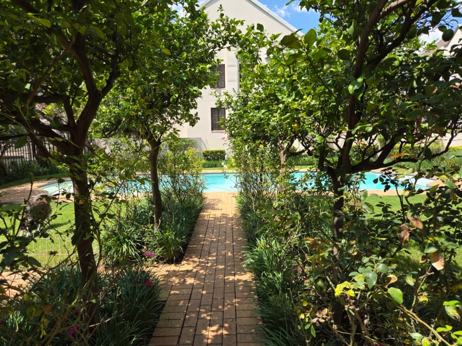 To Let 2 Bedroom Property for Rent in Rivonia Gauteng