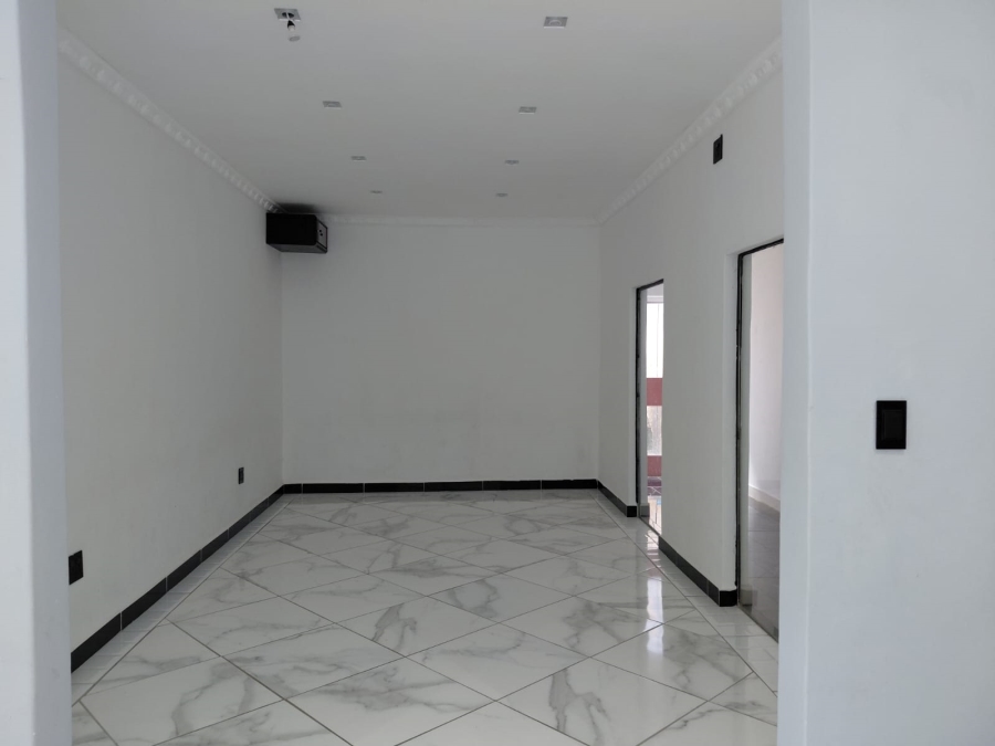 5 Bedroom Property for Sale in Beyers Park Gauteng