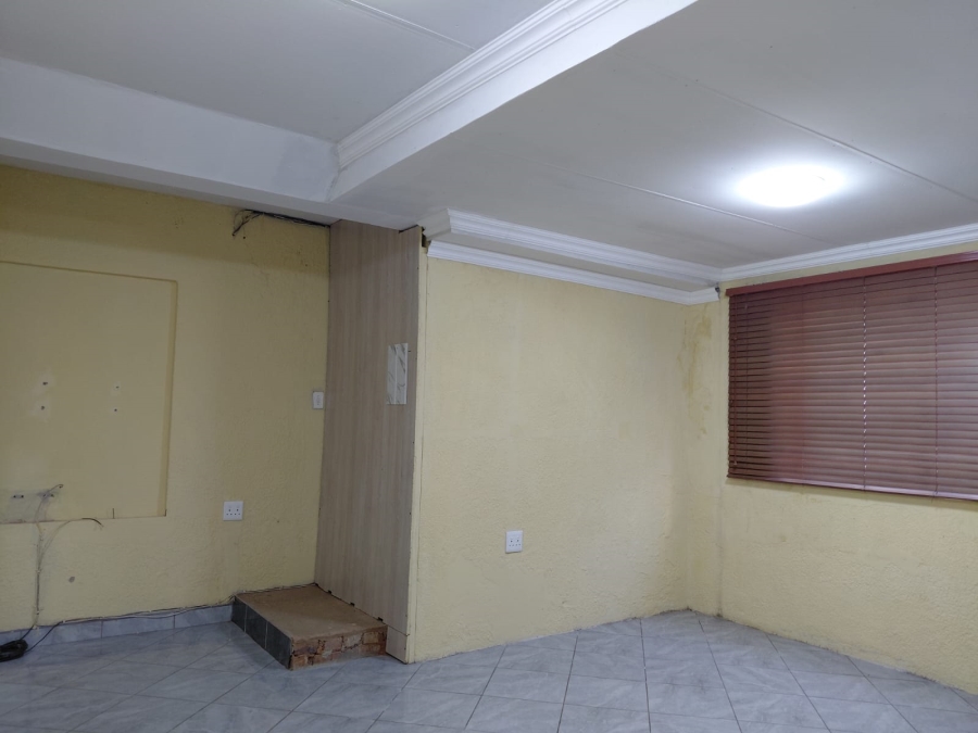 5 Bedroom Property for Sale in Beyers Park Gauteng