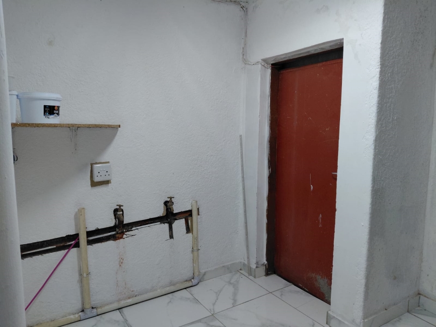 5 Bedroom Property for Sale in Beyers Park Gauteng