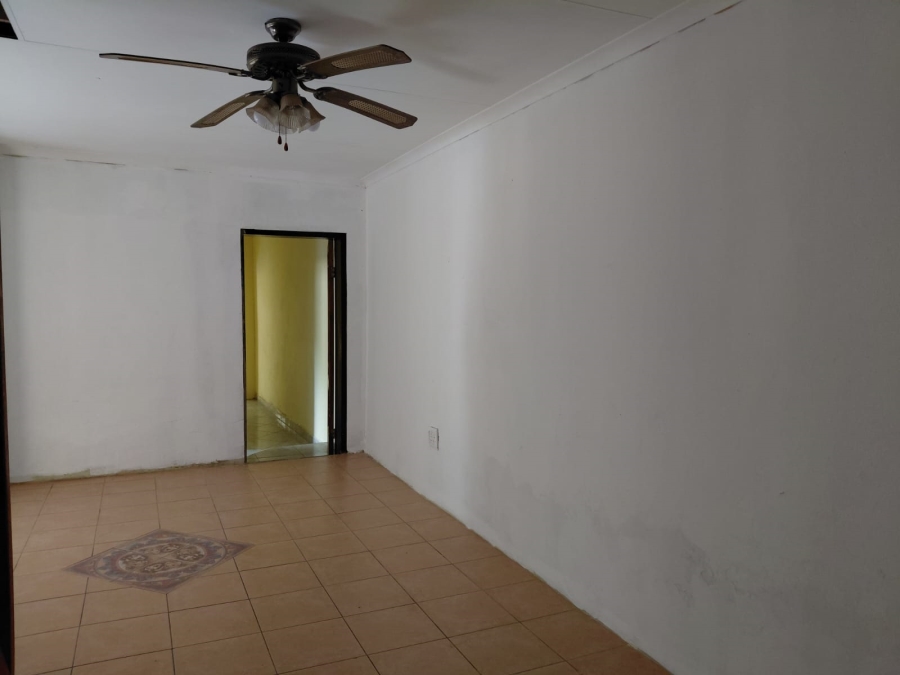 5 Bedroom Property for Sale in Beyers Park Gauteng