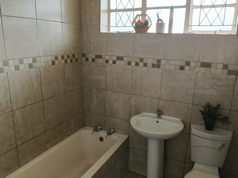 2 Bedroom Property for Sale in Primrose Gauteng