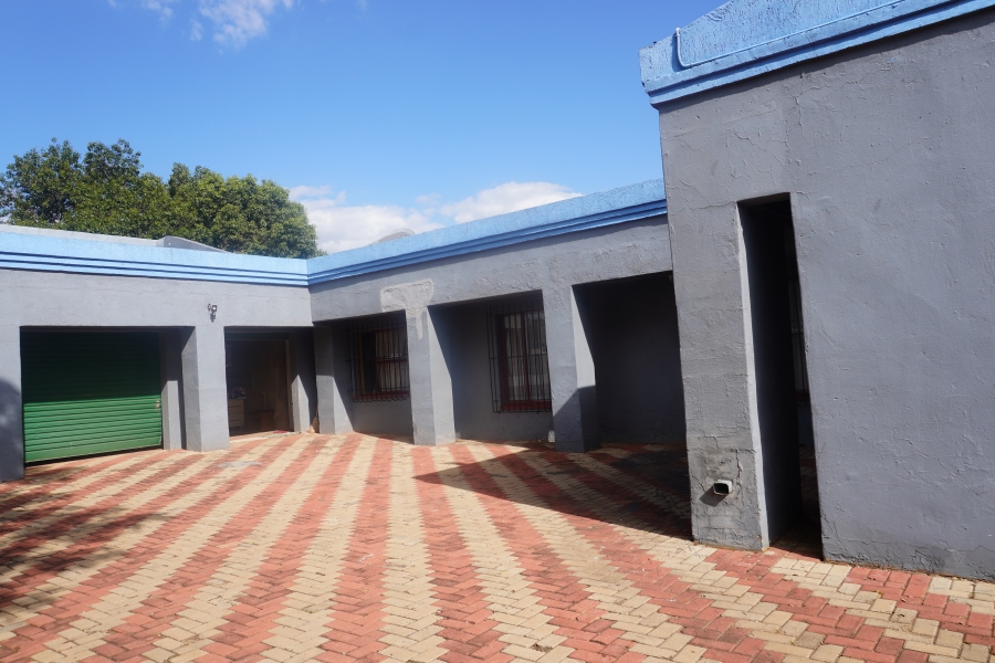 3 Bedroom Property for Sale in Dawn Park Gauteng