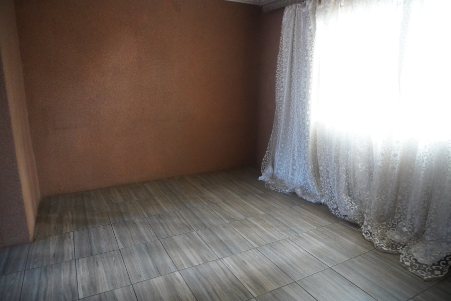 3 Bedroom Property for Sale in Dawn Park Gauteng