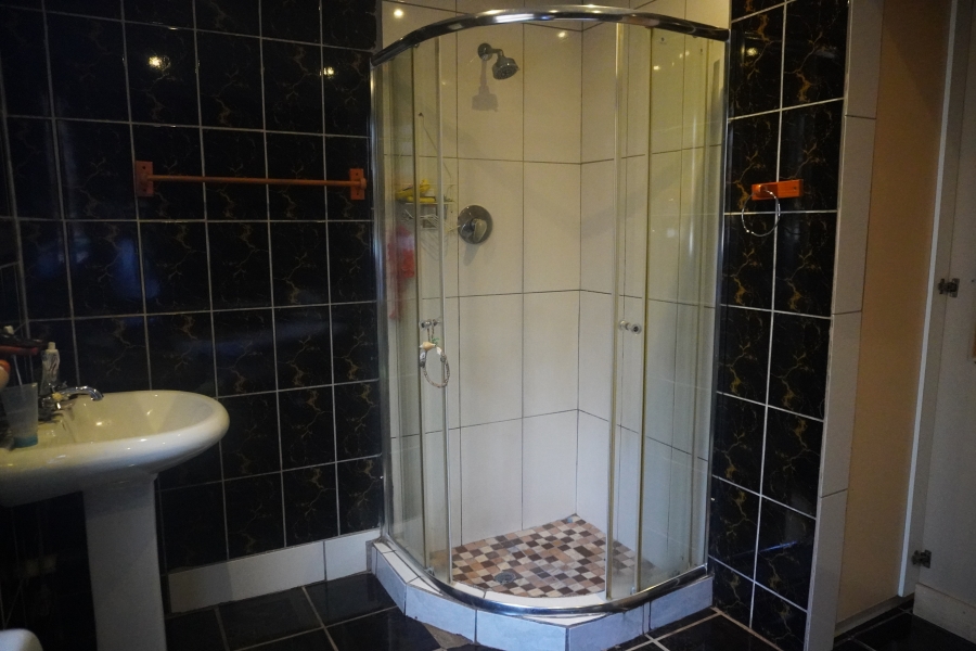 3 Bedroom Property for Sale in Dawn Park Gauteng