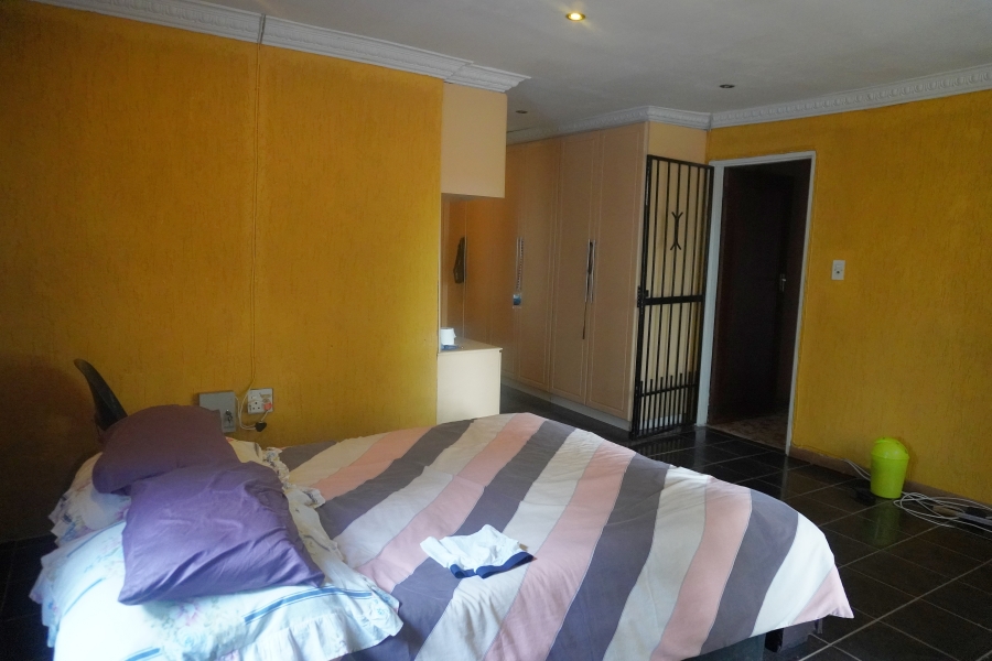 3 Bedroom Property for Sale in Dawn Park Gauteng