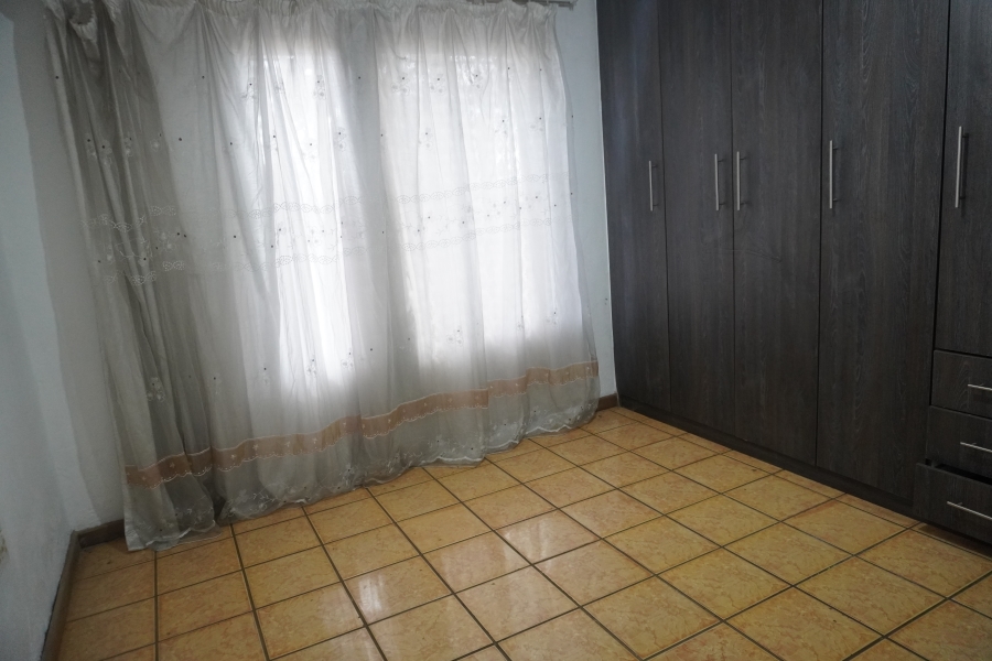 3 Bedroom Property for Sale in Dawn Park Gauteng