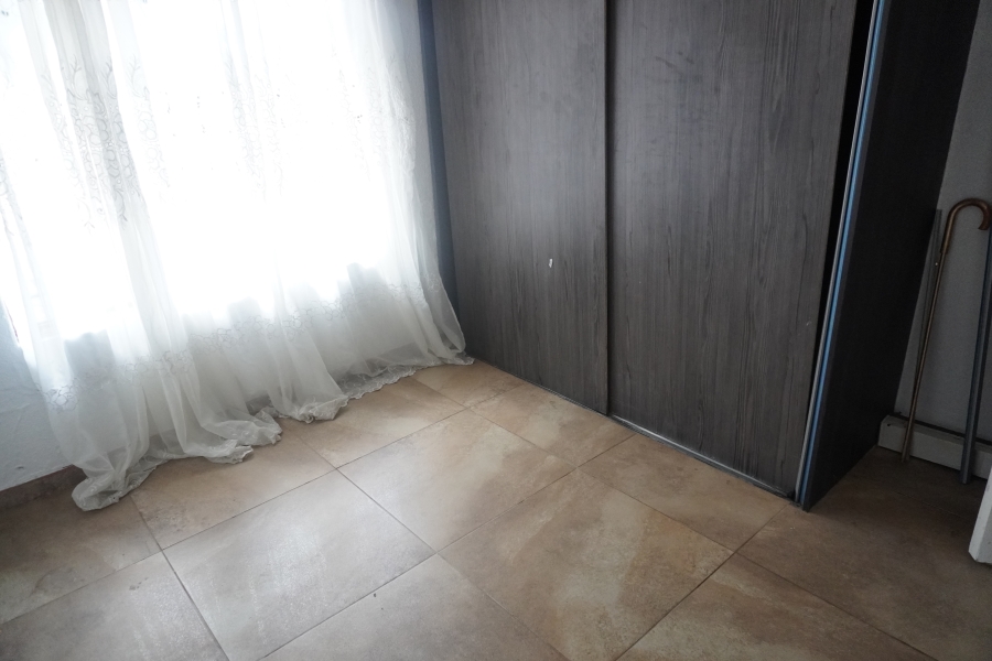 3 Bedroom Property for Sale in Dawn Park Gauteng