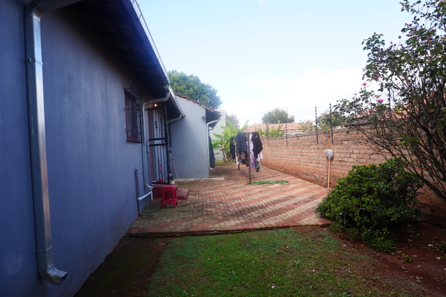 3 Bedroom Property for Sale in Dawn Park Gauteng