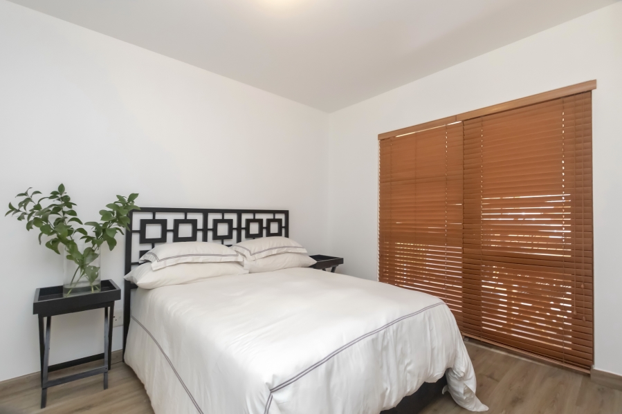 2 Bedroom Property for Sale in Bryanston Gauteng