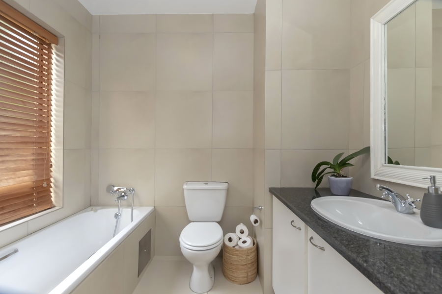 2 Bedroom Property for Sale in Bryanston Gauteng