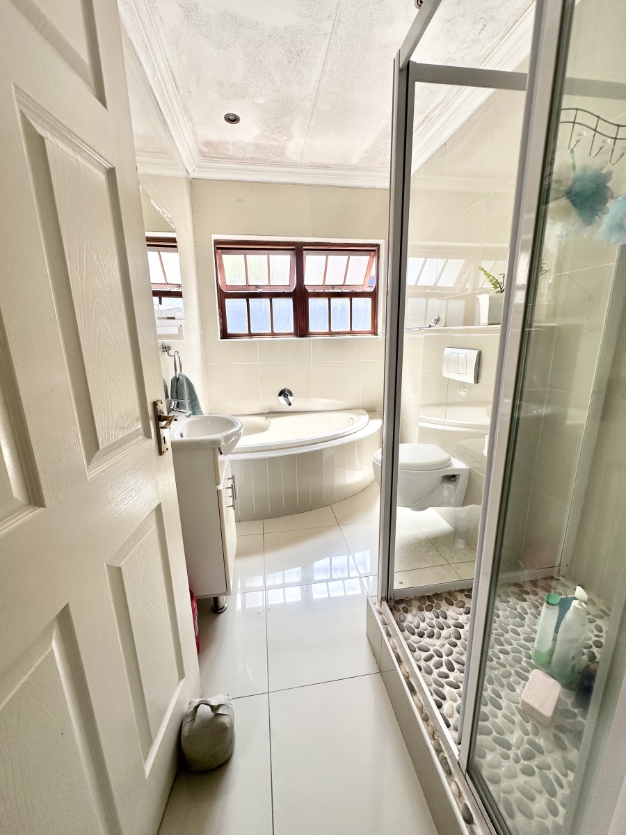 3 Bedroom Property for Sale in Kyalami Hills Gauteng