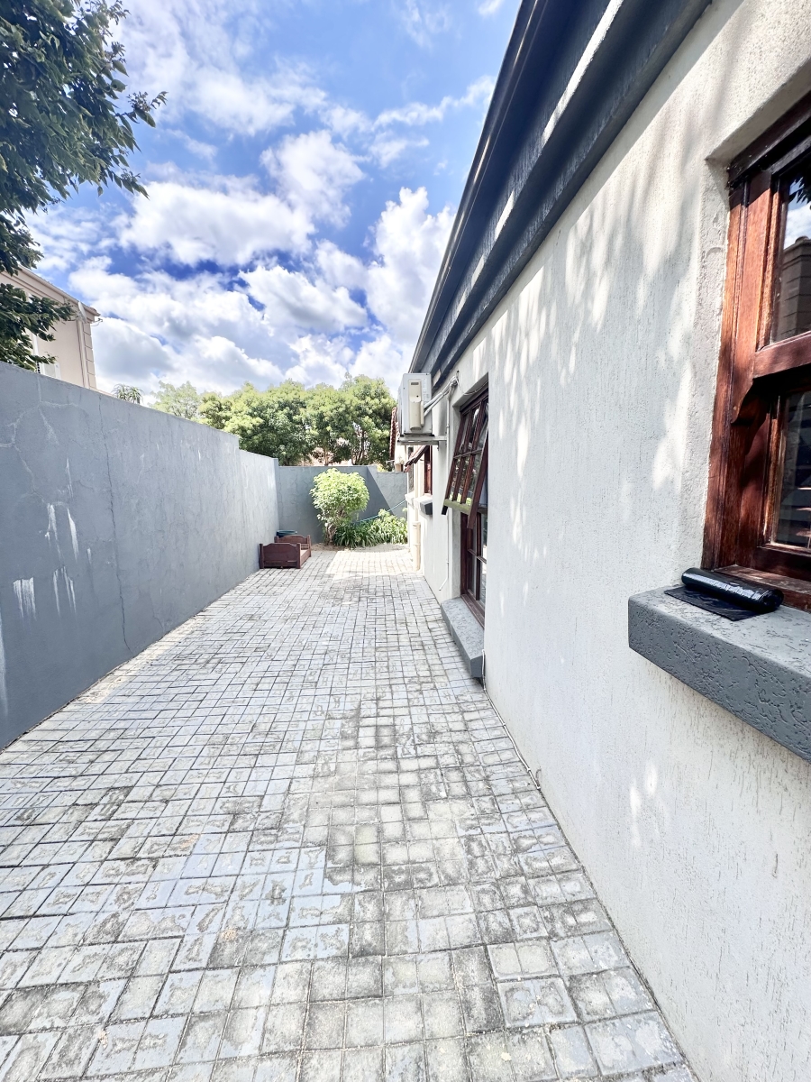 3 Bedroom Property for Sale in Kyalami Hills Gauteng