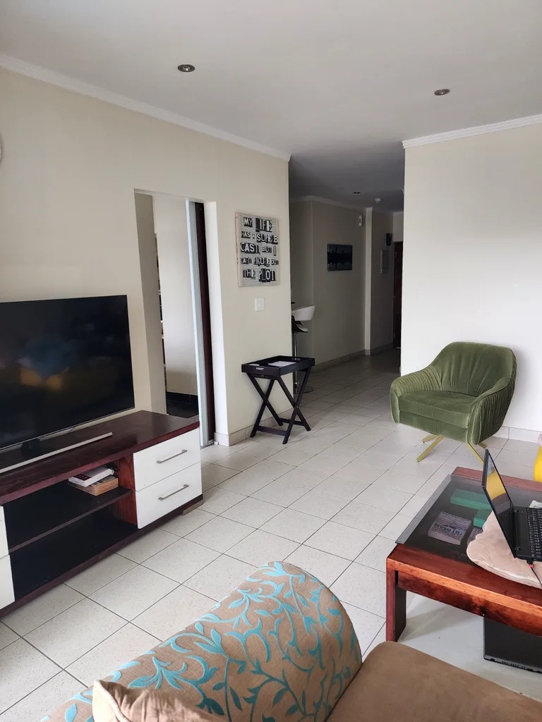 To Let 2 Bedroom Property for Rent in Sandhurst Gauteng