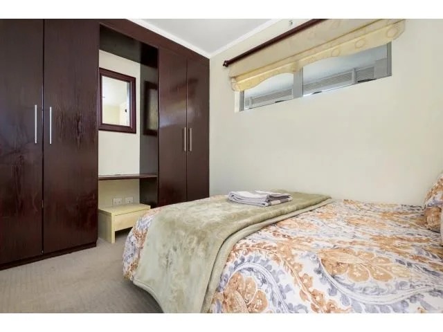 To Let 2 Bedroom Property for Rent in Sandhurst Gauteng