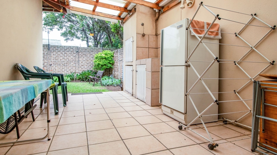 2 Bedroom Property for Sale in Eden Glen Gauteng