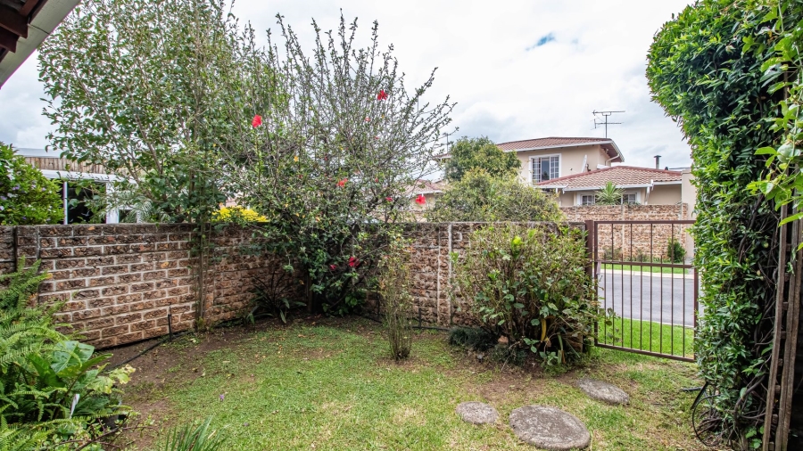 2 Bedroom Property for Sale in Eden Glen Gauteng