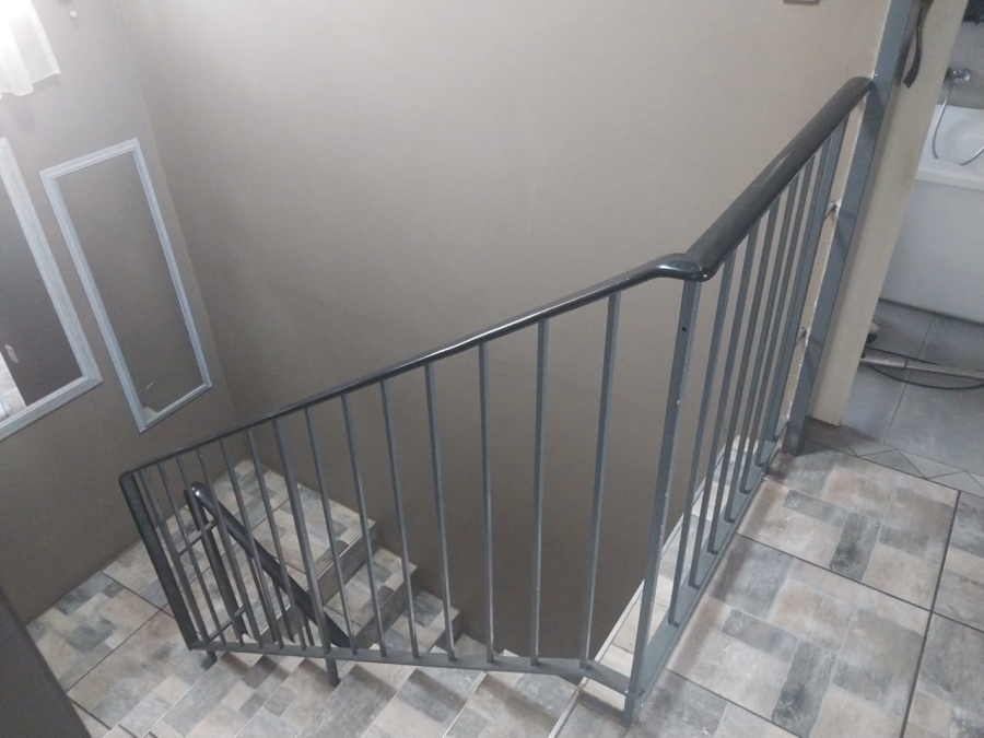 3 Bedroom Property for Sale in East Geduld Gauteng