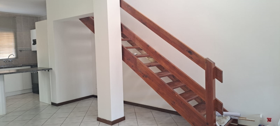 To Let 2 Bedroom Property for Rent in Bedfordview Gauteng