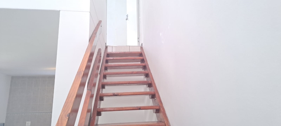 To Let 2 Bedroom Property for Rent in Bedfordview Gauteng