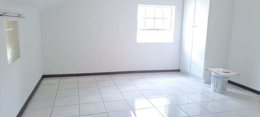 To Let 2 Bedroom Property for Rent in Bedfordview Gauteng