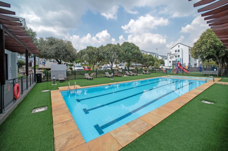 3 Bedroom Property for Sale in Greenstone Ridge Gauteng