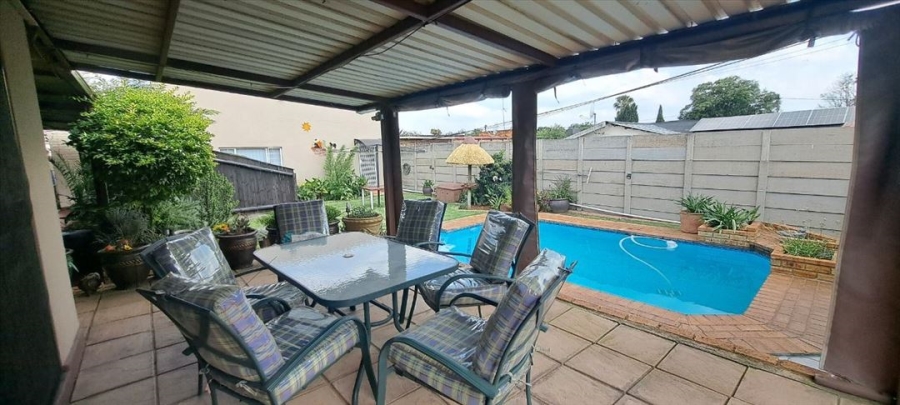 3 Bedroom Property for Sale in Northmead Gauteng