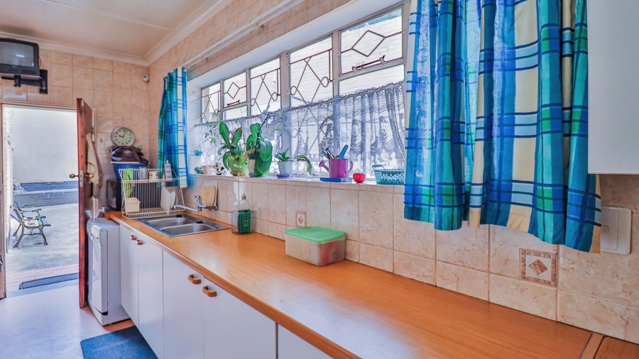 3 Bedroom Property for Sale in Rembrandt Park Gauteng