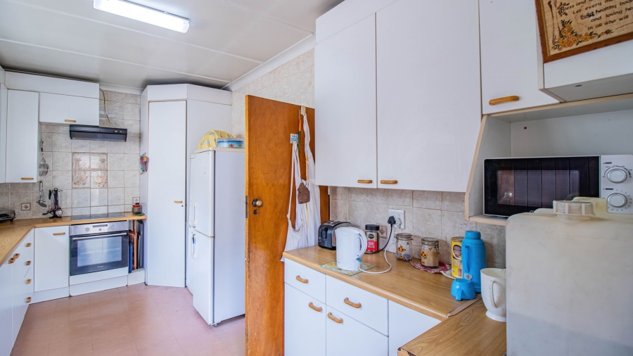 3 Bedroom Property for Sale in Rembrandt Park Gauteng