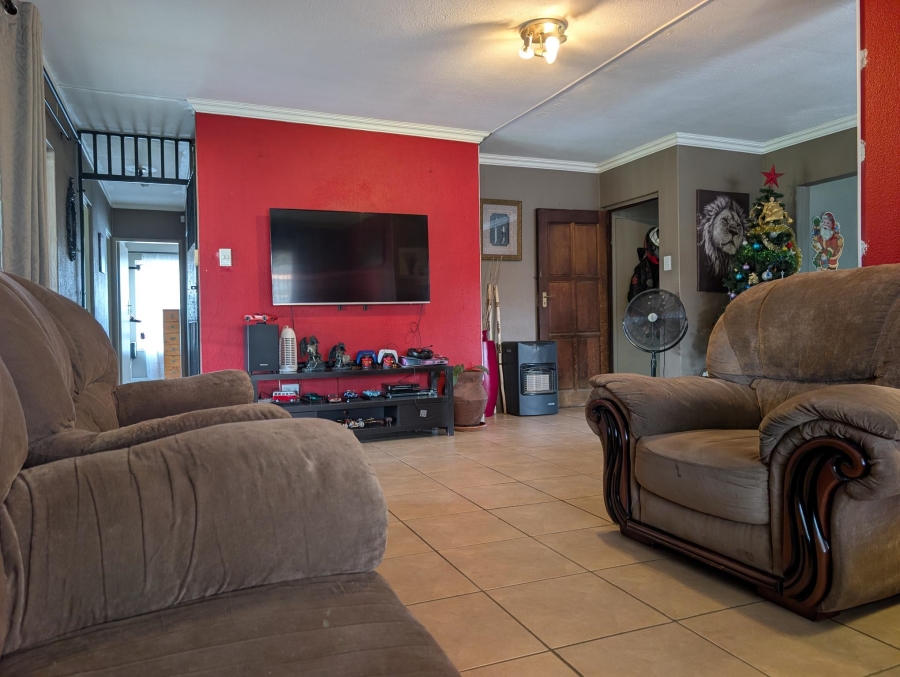 4 Bedroom Property for Sale in Mayberry Park Gauteng