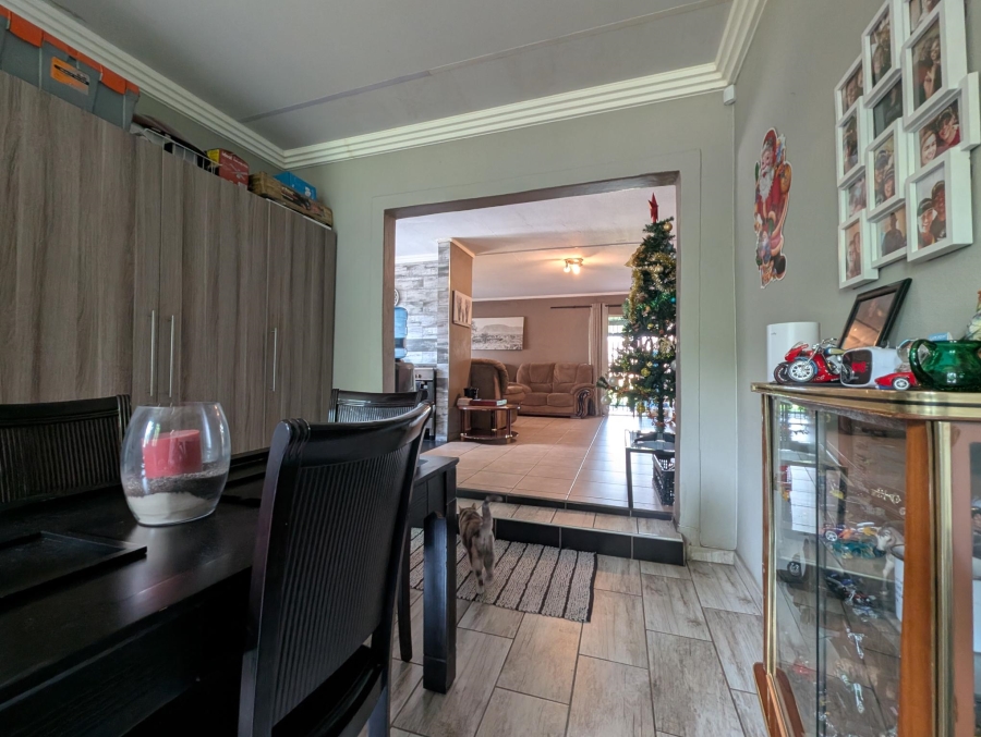 4 Bedroom Property for Sale in Mayberry Park Gauteng