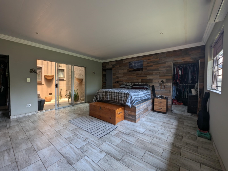 4 Bedroom Property for Sale in Mayberry Park Gauteng