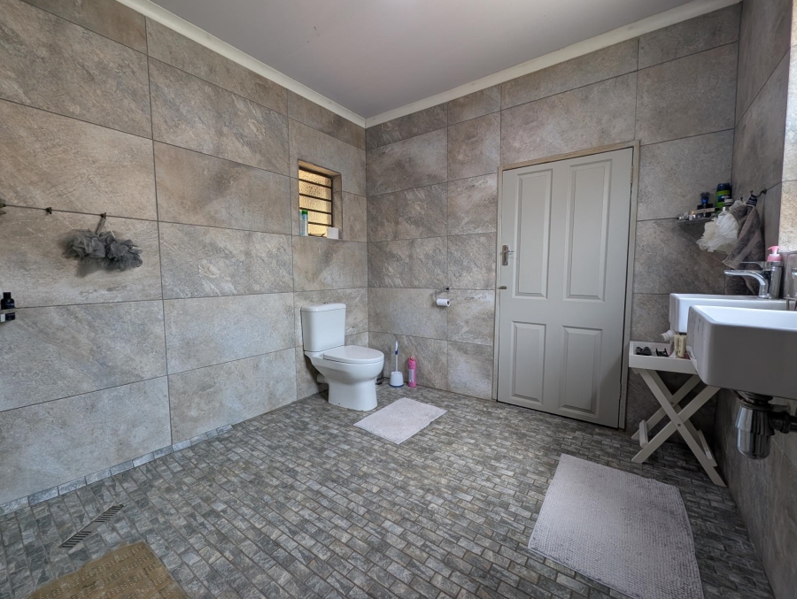 4 Bedroom Property for Sale in Mayberry Park Gauteng