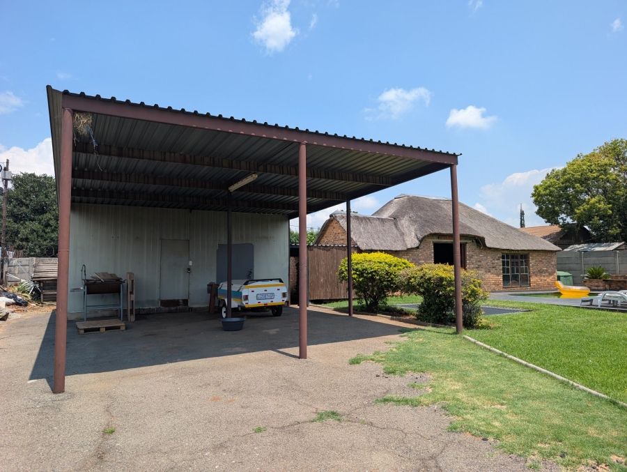 4 Bedroom Property for Sale in Mayberry Park Gauteng