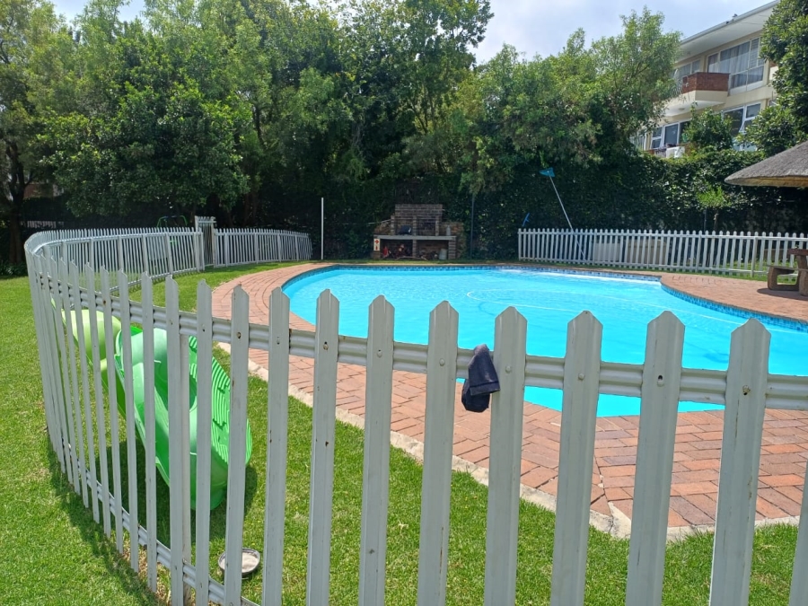 1 Bedroom Property for Sale in Glenhazel Gauteng