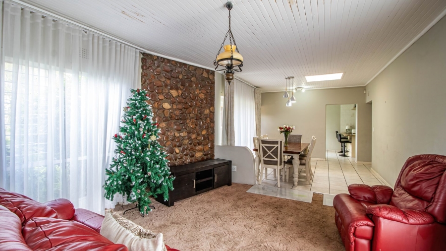 4 Bedroom Property for Sale in Edleen Gauteng