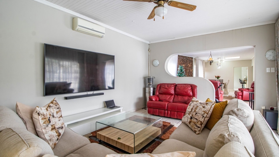 4 Bedroom Property for Sale in Edleen Gauteng