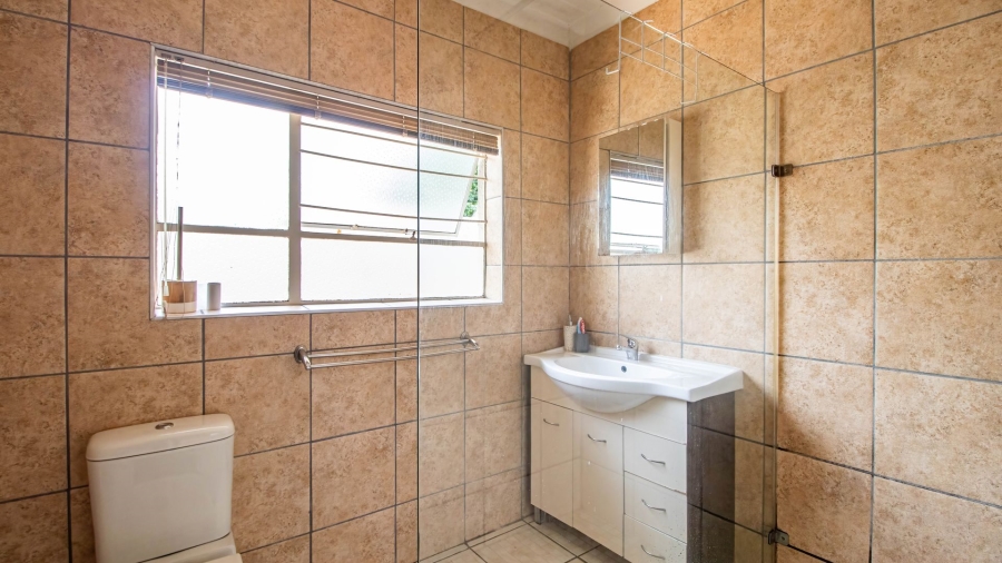 4 Bedroom Property for Sale in Edleen Gauteng