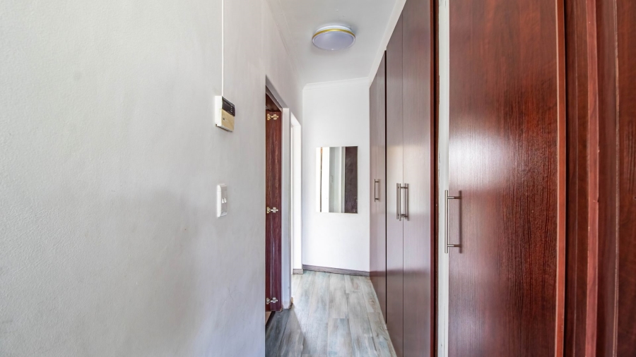 4 Bedroom Property for Sale in Edleen Gauteng