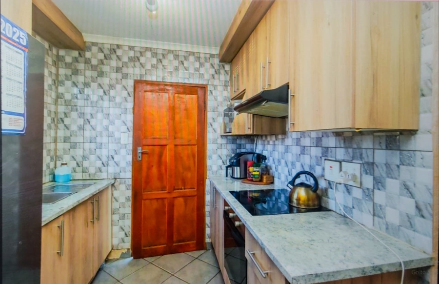 2 Bedroom Property for Sale in Alliance Gauteng