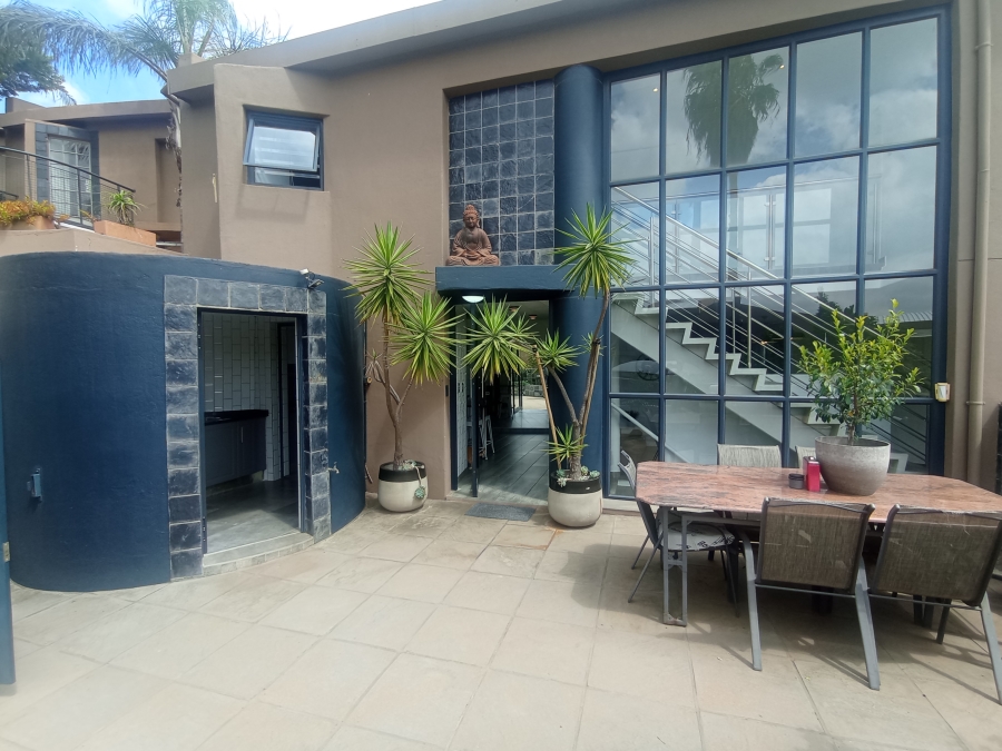 2 Bedroom Property for Sale in Bassonia Gauteng