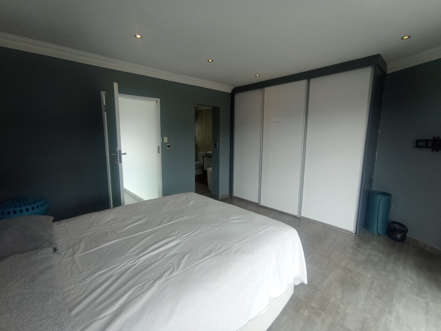 2 Bedroom Property for Sale in Bassonia Gauteng